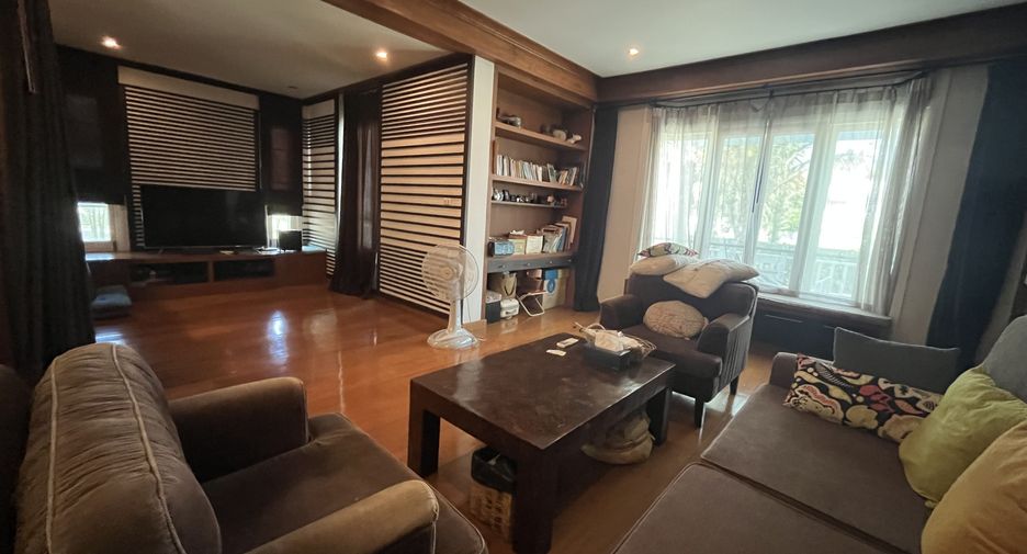 Casa en venta de 5 habitaciones en Mueang Chiang Mai, Chiang Mai