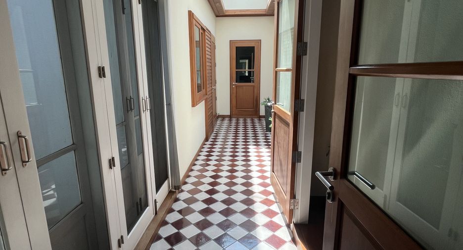 Casa en venta de 5 habitaciones en Mueang Chiang Mai, Chiang Mai