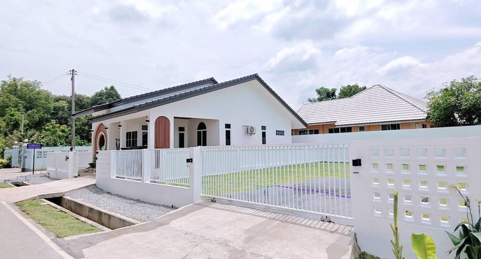 For sale and for rent 2 bedrooms house in San Sai, Chiang Mai