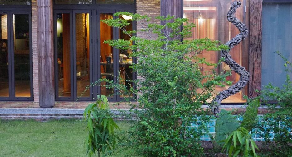 For sale and for rent 2 bedrooms house in Lat Krabang, Bangkok