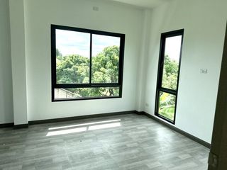 For sale 3 bedrooms house in Saraphi, Chiang Mai