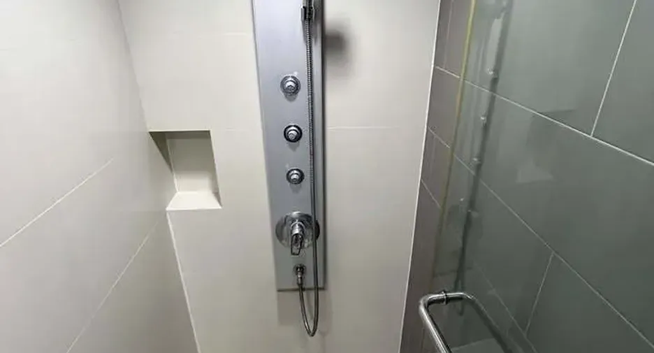 For sale and for rent 1 bed condo in Khlong Toei, Bangkok