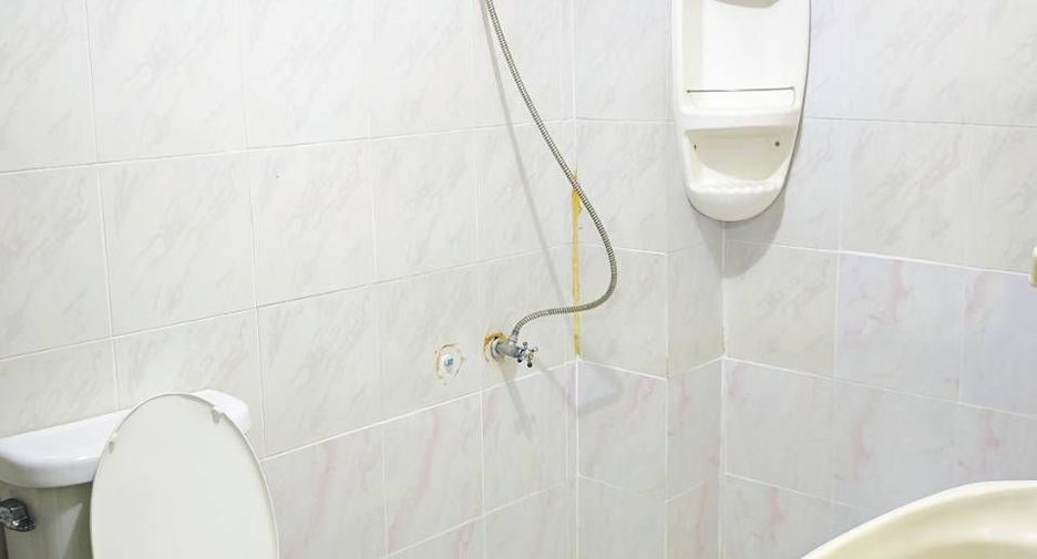 For sale 4 bedrooms townhouse in Bang Phli, Samut Prakan