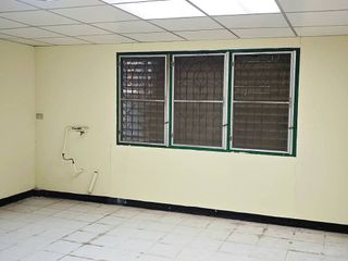 For sale 4 bedrooms townhouse in Bang Phli, Samut Prakan