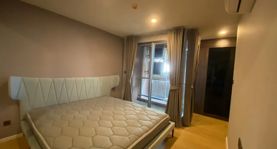 For sale 1 bed condo in Phaya Thai, Bangkok