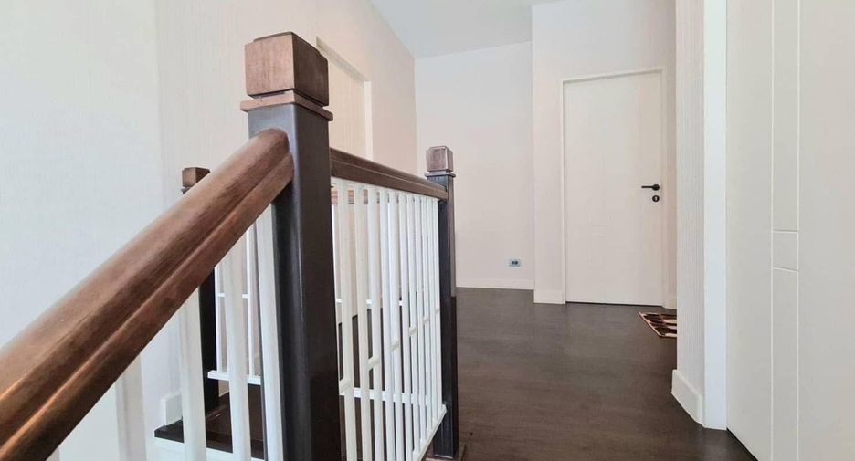 For rent 3 bedrooms house in San Sai, Chiang Mai