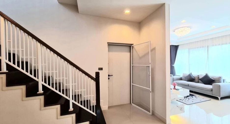 For rent 3 bedrooms house in San Sai, Chiang Mai