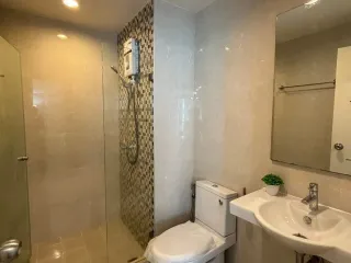 Продажа и аренда 2 спальни кондо в Тхон Бури, Бангкок