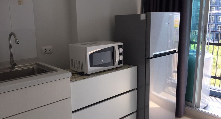 For sale 1 bed condo in Mueang Samut Prakan, Samut Prakan
