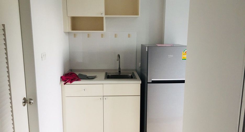 For sale 1 bed condo in Mueang Samut Prakan, Samut Prakan
