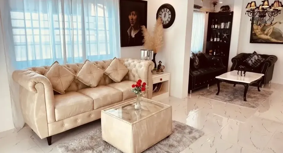 For sale 5 bedrooms house in San Pa Tong, Chiang Mai