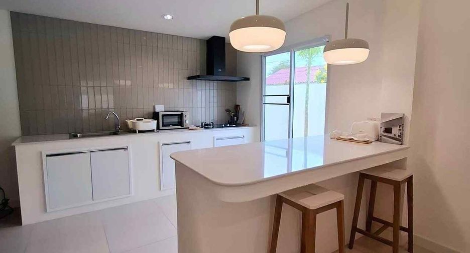 For rent 3 bedrooms villa in Mueang Chiang Mai, Chiang Mai