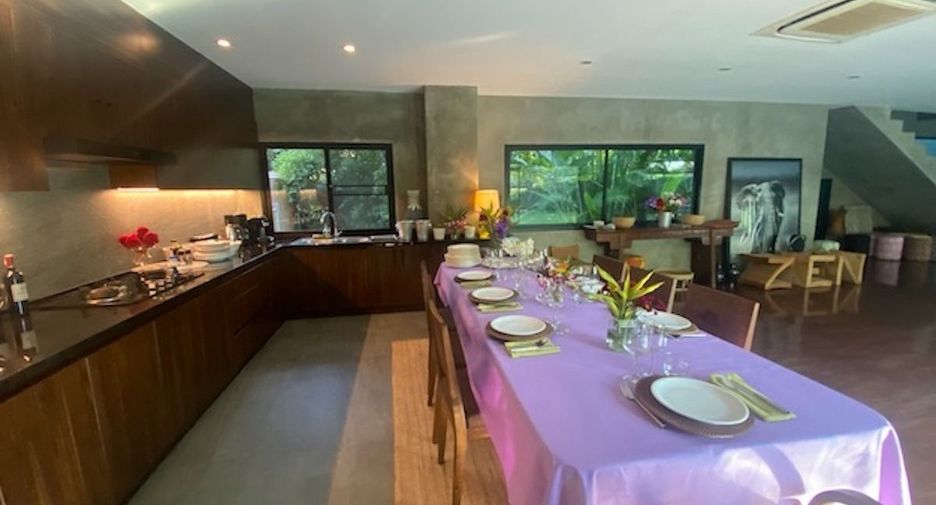 For sale and for rent 5 bedrooms villa in Saraphi, Chiang Mai