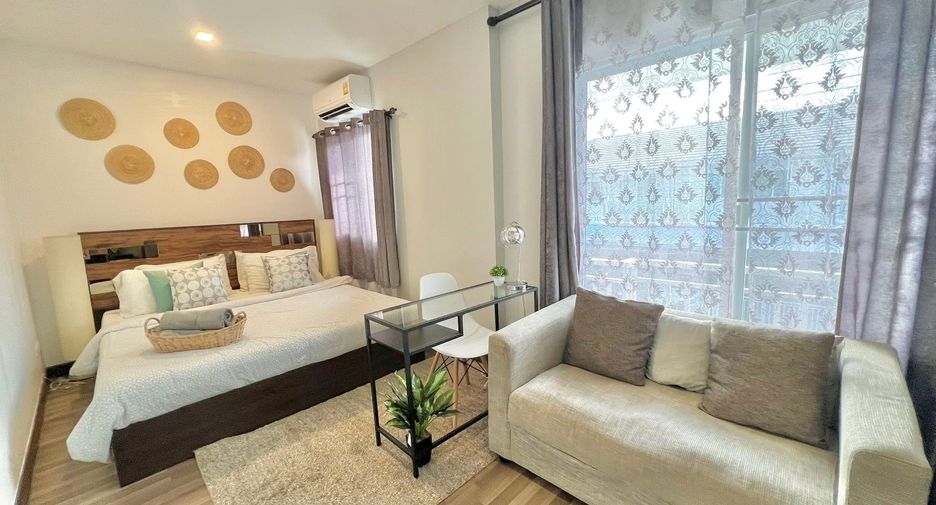 Casa adosada en venta de 3 habitaciones en Mueang Chiang Mai, Chiang Mai