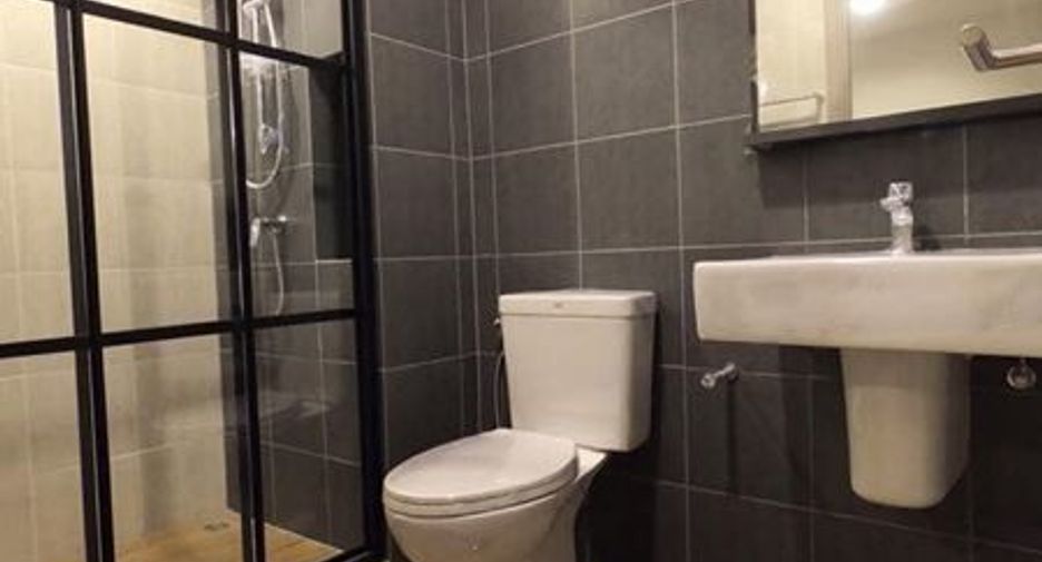 Продажа 1 кровать кондо в Банг Капи, Бангкок