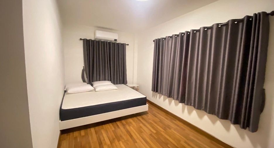 For rent 4 bedrooms house in San Sai, Chiang Mai