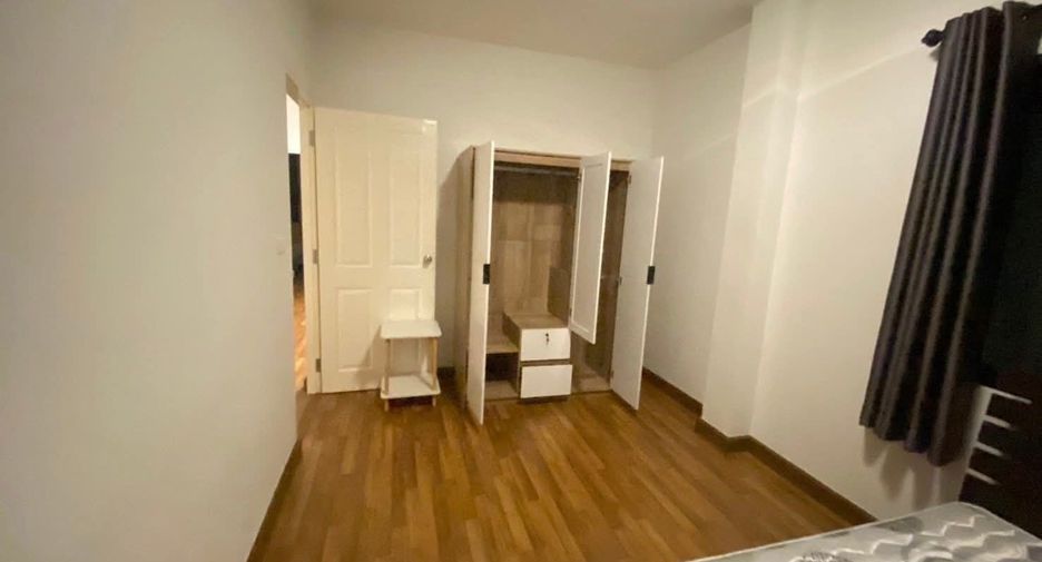 For rent 4 bedrooms house in San Sai, Chiang Mai
