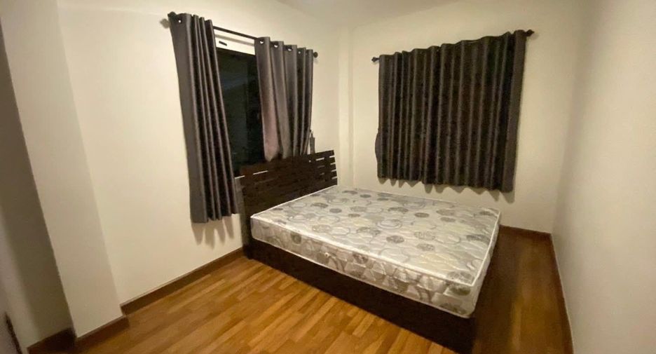 For rent 4 bedrooms house in San Sai, Chiang Mai