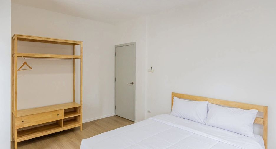 Casa adosada en venta y en alquiler de 3 habitaciones en Hang Dong, Chiang Mai