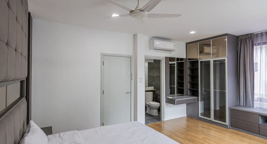 Casa adosada en venta y en alquiler de 3 habitaciones en Hang Dong, Chiang Mai