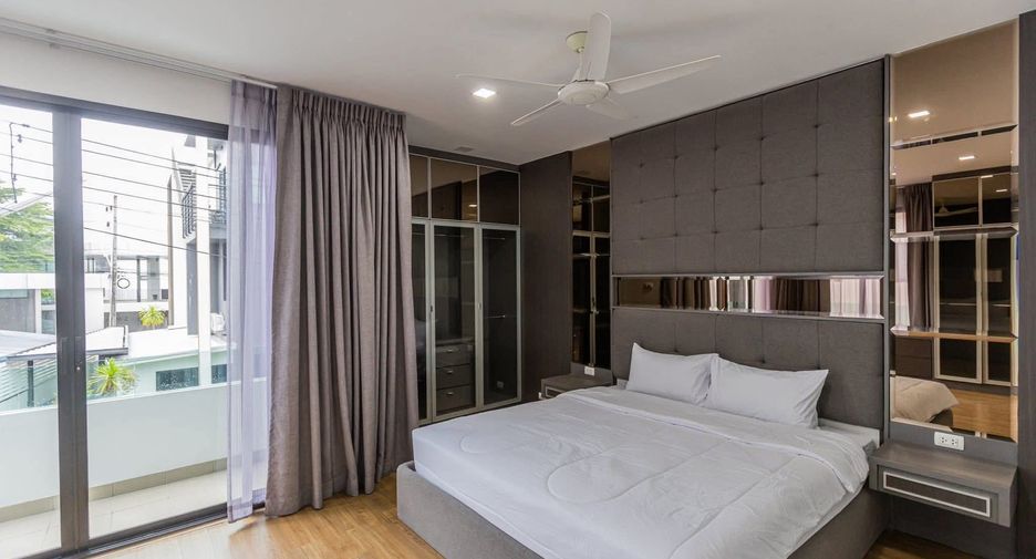 Casa adosada en venta y en alquiler de 3 habitaciones en Hang Dong, Chiang Mai
