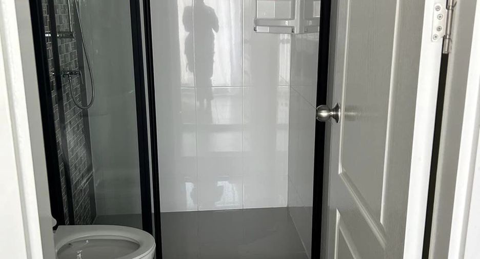 For rent 1 bed condo in Bang Kapi, Bangkok