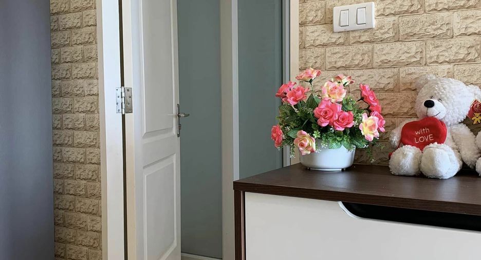 For rent 1 bed condo in Thon Buri, Bangkok