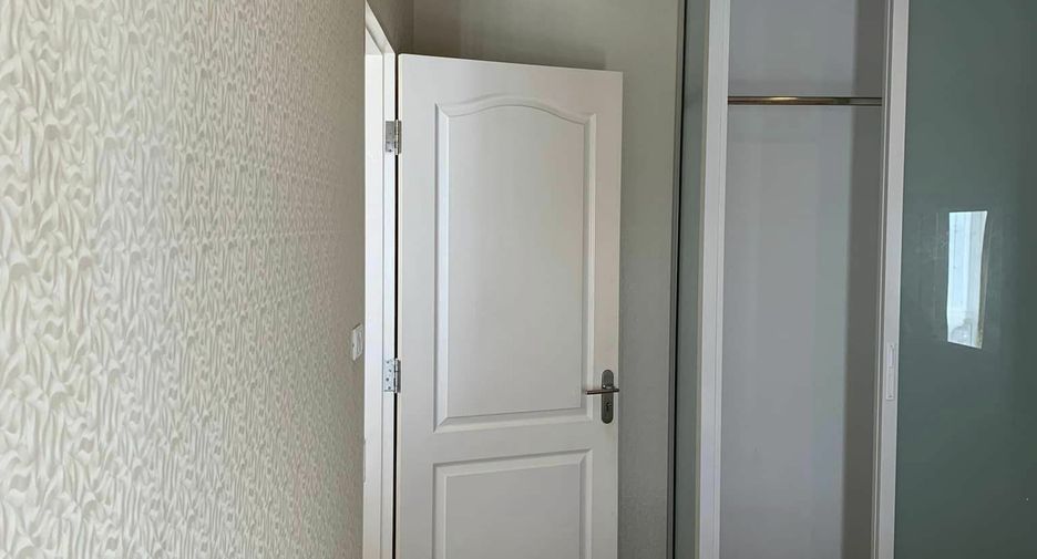 For rent 1 bed condo in Thon Buri, Bangkok