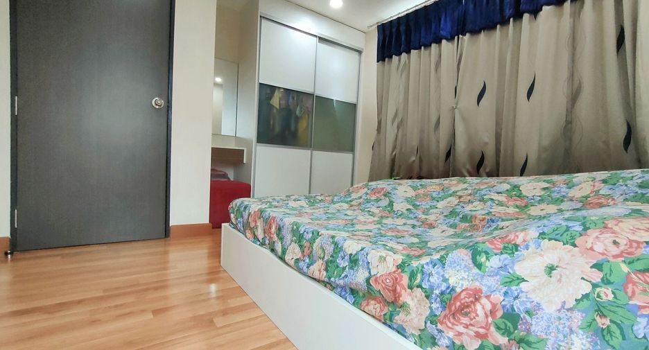 For rent 1 bed condo in Phra Khanong, Bangkok