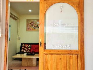 À vendre et à louer 4 chambres maison à Mueang Chiang Mai, Chiang Mai