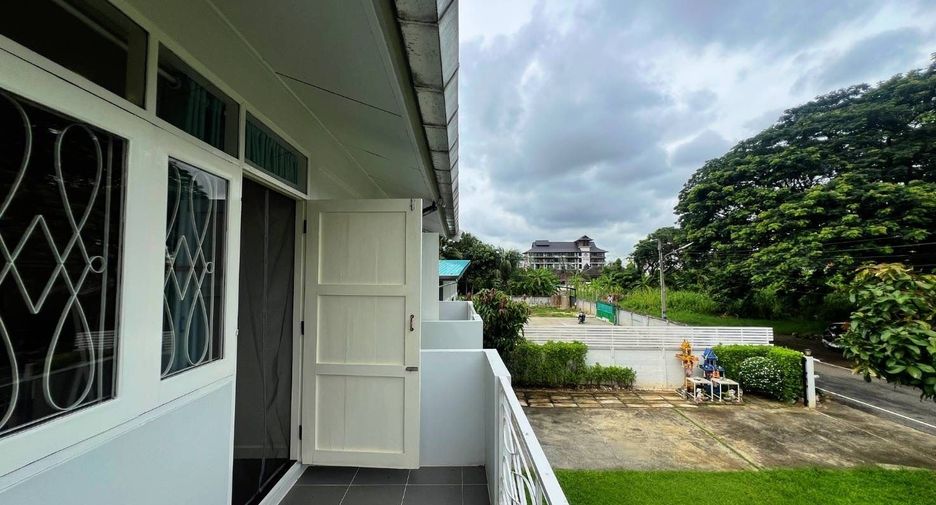 For sale and for rent 4 bedrooms house in Mueang Chiang Mai, Chiang Mai