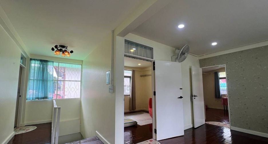 For sale and for rent 4 bedrooms house in Mueang Chiang Mai, Chiang Mai