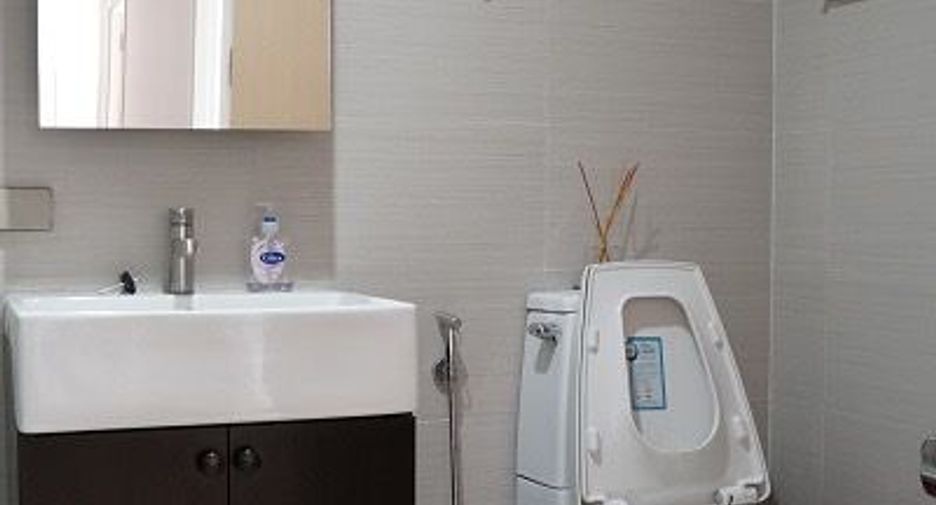 For sale and for rent 3 bedrooms condo in Khlong Toei, Bangkok