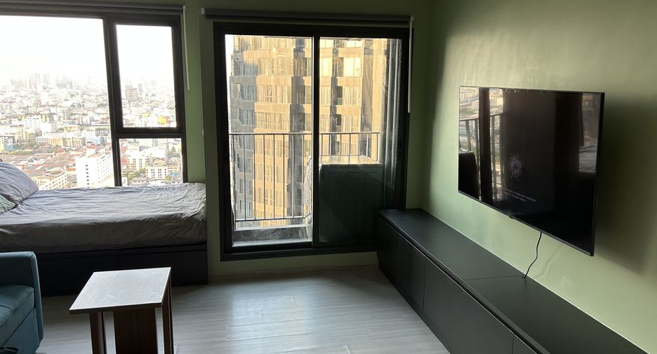 For sale and for rent studio condo in Huai Khwang, Bangkok