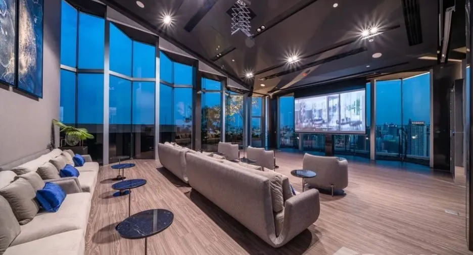 For sale and for rent studio condo in Huai Khwang, Bangkok