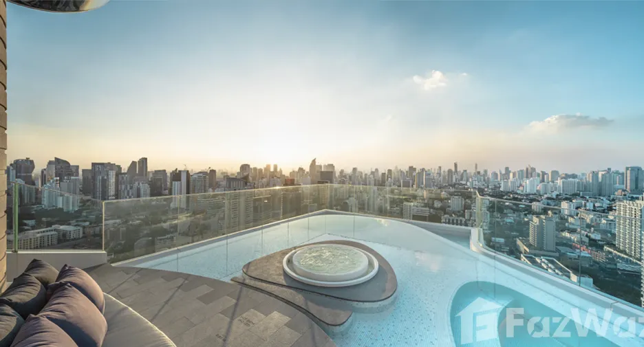 For sale 2 bedrooms condo in Watthana, Bangkok