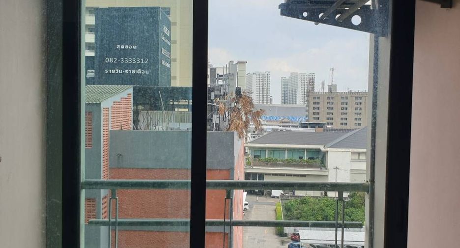 For rent studio condo in Bang Phlat, Bangkok