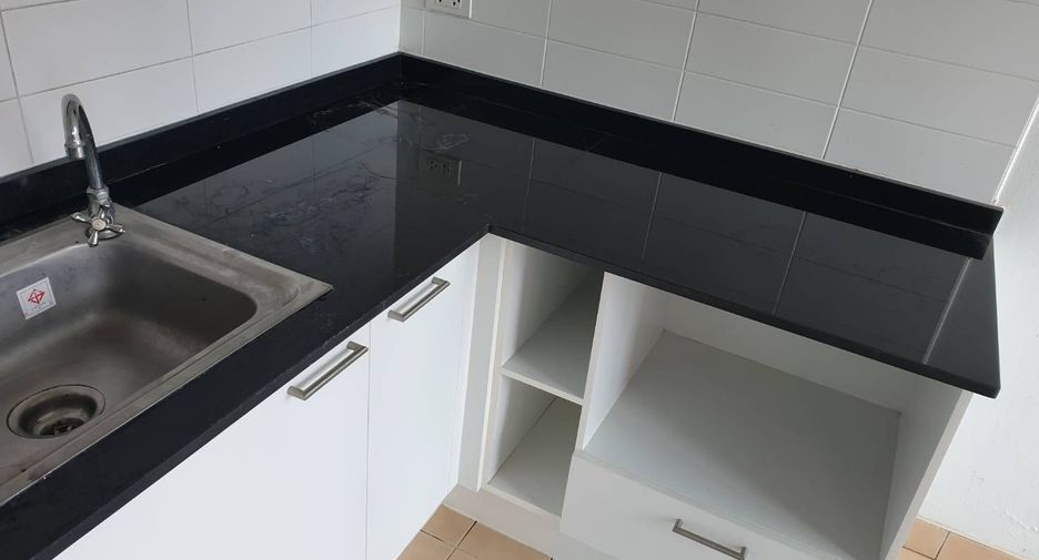For rent studio condo in Bang Phlat, Bangkok