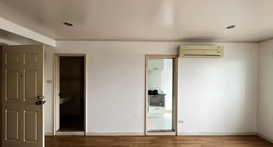 For rent studio condo in Bang Phlat, Bangkok