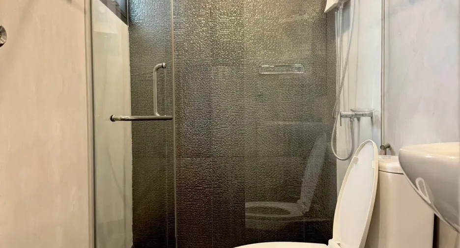 For rent 2 bedrooms condo in Mueang Chiang Mai, Chiang Mai