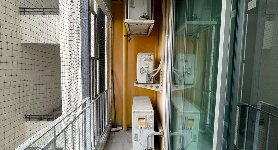For rent 2 ベッドルーム condo in Bang Sao Thong, Samut Prakan