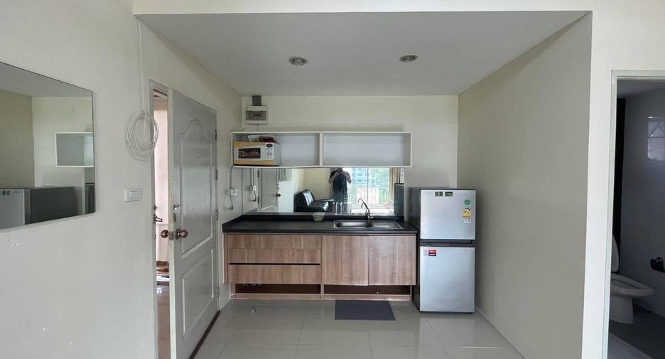 Condo en alquiler de 2 habitaciones en Bang Sao Thong, Samut Prakan
