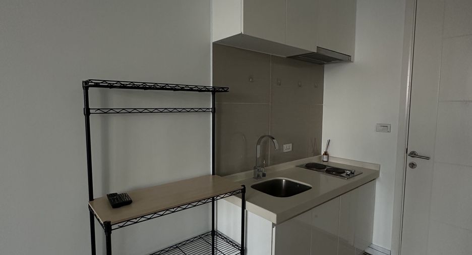 For sale studio condo in Huai Khwang, Bangkok