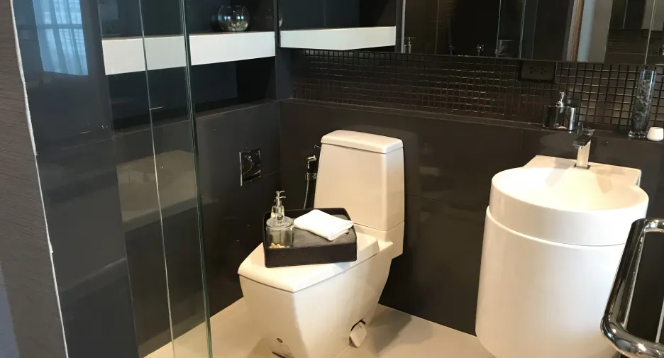 For sale and for rent 2 bedrooms condo in Sathon, Bangkok