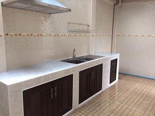 出售 4 卧室 独立屋 在 Lat Phrao, 曼谷