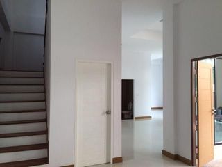 出售 4 卧室 独立屋 在 Lat Phrao, 曼谷