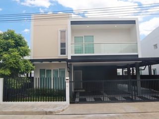 For Rent 4 Bedroom House In Mueang Chiang Mai