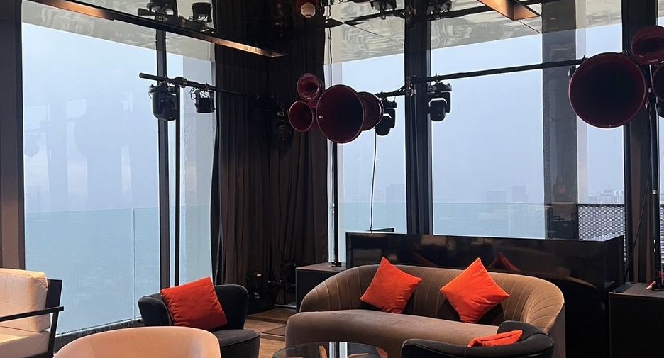 For sale 1 bed condo in Phra Khanong, Bangkok