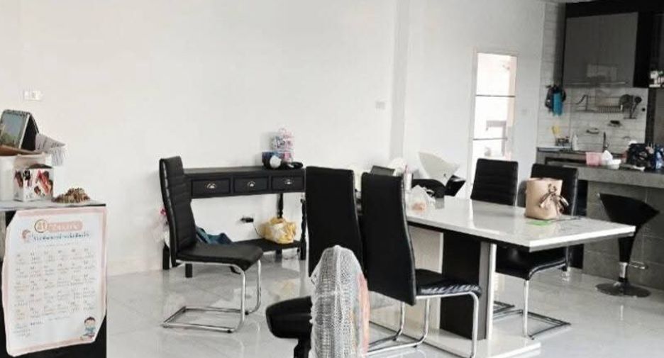 For rent 5 bedrooms house in San Sai, Chiang Mai
