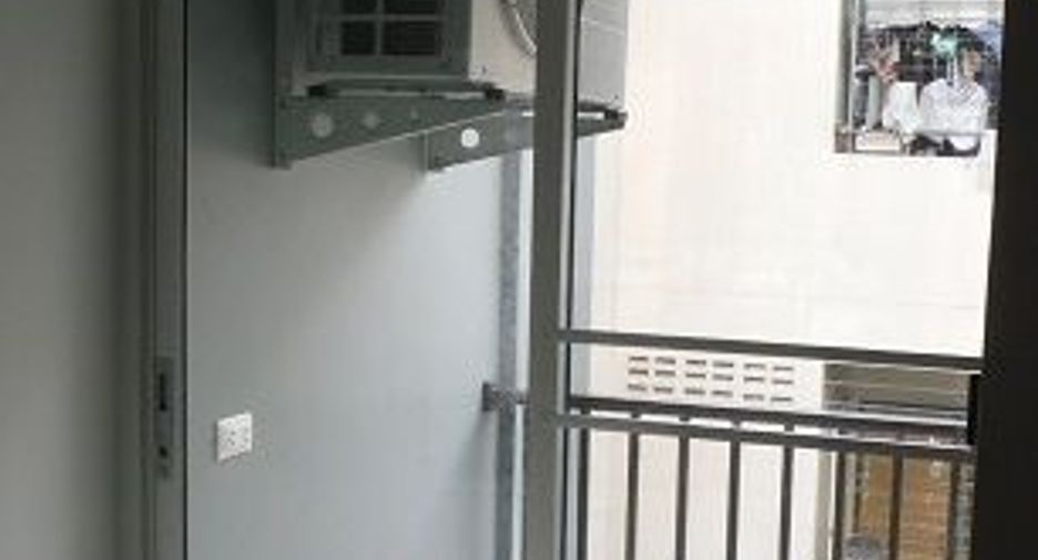 À louer studio condo à Bang Kapi, Bangkok